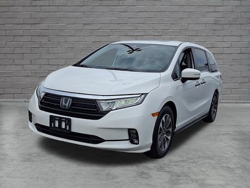Used 2023 Honda Odyssey EX-L image 5