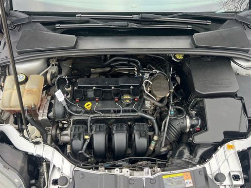 Used 2012 Ford Focus Titanium image 23