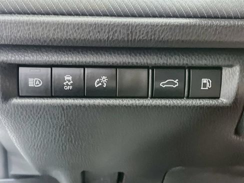 Used 2026 Toyota Camry SE FWD image 10