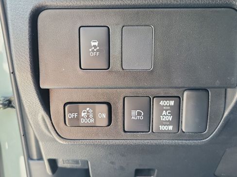 Used 2023 Toyota Tacoma TRD Sport RWD image 30