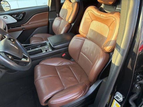 Used 2023 Lincoln Aviator Reserve w/ Equipment Group 201A image 14