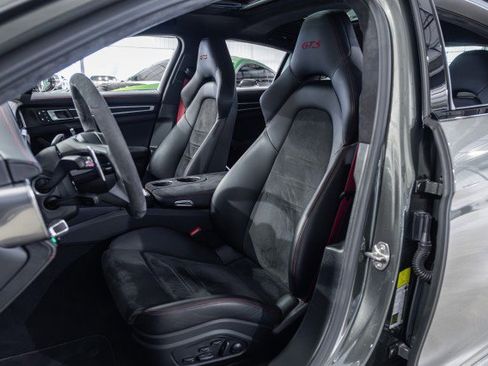 Used 2023 Porsche Panamera GTS image 32