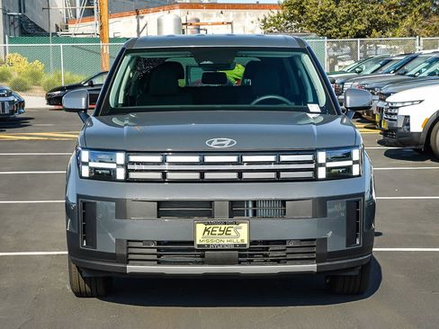 New 2026 Hyundai Santa Fe SE image 2