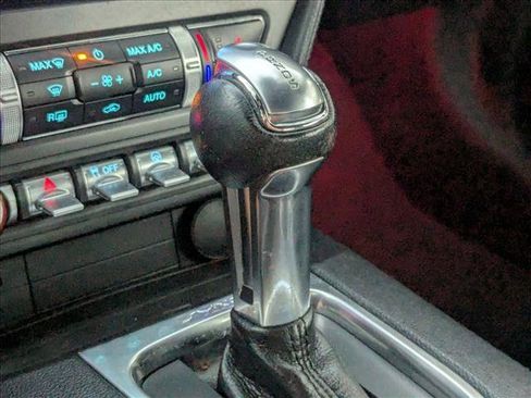 Used 2021 Ford Mustang Premium image 8