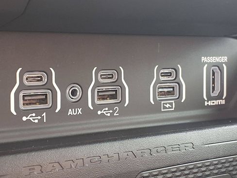 Used 2025 RAM 1500 Limited w/ Body Color Bumper Group AWD/4WD image 21