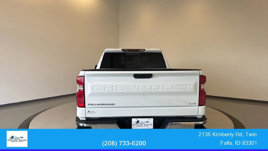 Used 2019 Chevrolet Silverado 1500 LTZ w/ LTZ Premium Package AWD/4WD image 6