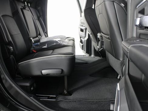 New 2026 RAM 2500 Laramie w/ Sport Appearance Package image 21