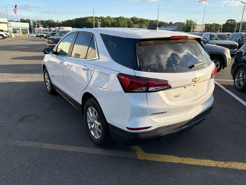 Certified 2022 Chevrolet Equinox LT FWD image 4