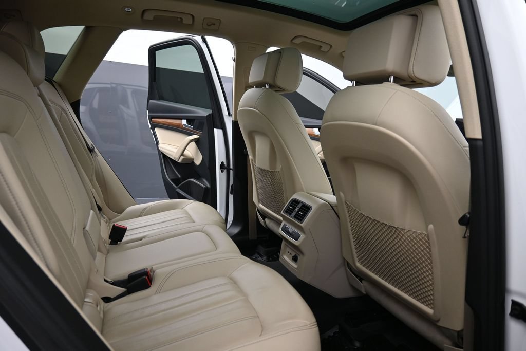 Used 2022 Audi Q5 2.0T Premium Plus AWD/4WD image 18