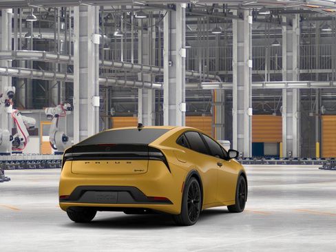 New 2026 Toyota Prius Plug-In Hybrid image 11