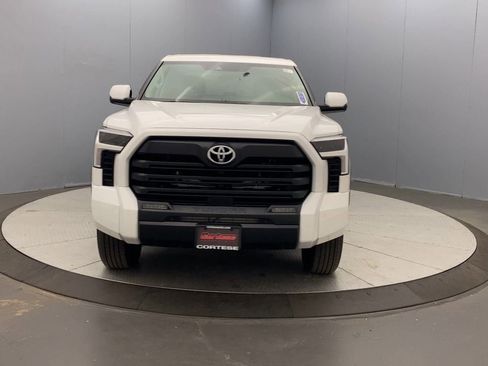 Used 2024 Toyota Tundra SR5 w/ SR5 Convenience Package AWD/4WD image 8