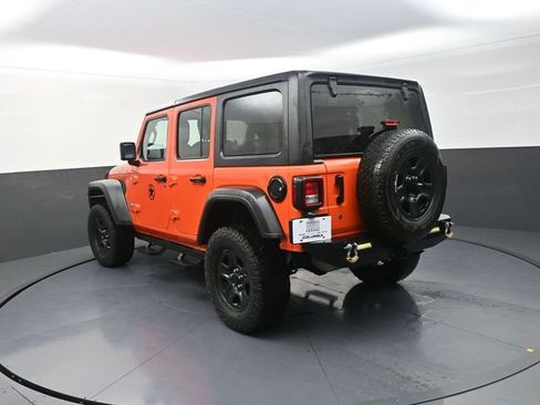 Used 2019 Jeep Wrangler Unlimited Sport AWD/4WD image 7