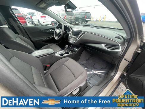 Used 2022 Chevrolet Malibu LT FWD image 26