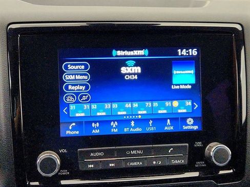 Used 2023 Nissan Frontier SV w/ Midnight Edition Package image 17