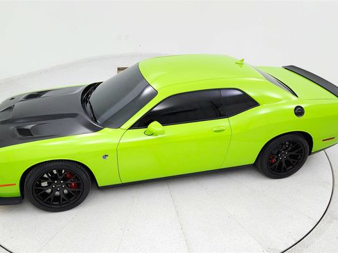Used 2015 Dodge Challenger SRT Hellcat image 26