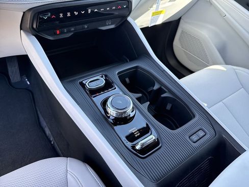 New 2026 Jeep Cherokee Limited AWD/4WD image 35