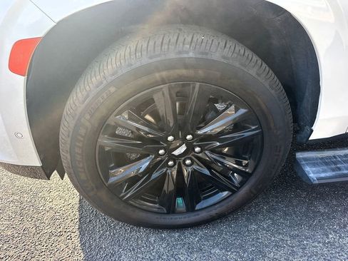 Used 2022 Cadillac Escalade Sport Platinum w/ Heavy-Duty Trailer Package AWD/4WD image 13