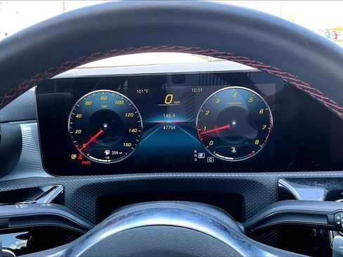 Used 2022 Mercedes-Benz CLA 250 image 23