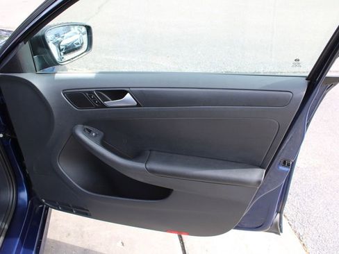 Used 2014 Volkswagen Jetta S image 19