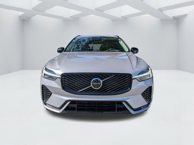 Certified 2026 Volvo XC60 B5 Plus AWD/4WD image 11