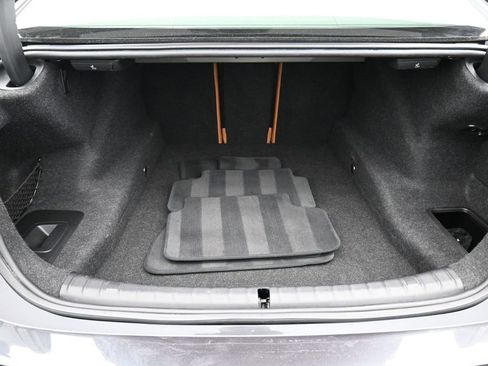 Used 2023 BMW 540i xDrive w/ Premium Package image 23