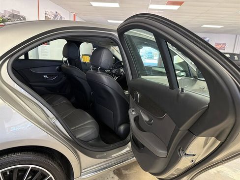 Used 2019 Mercedes-Benz C 300 Sedan w/ Premium Package image 31