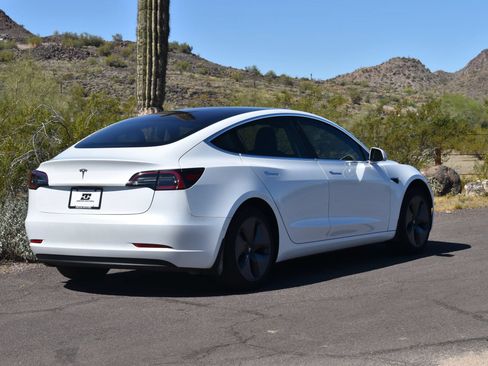 Used 2018 Tesla Model 3 Long Range AWD/4WD image 8