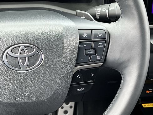 Used 2025 Toyota Camry XSE FWD image 14