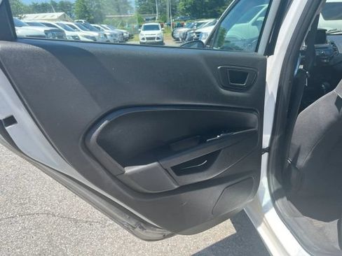 Used 2019 Ford Fiesta SE w/ Equipment Group 201A FWD image 20