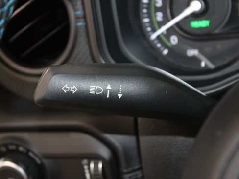 Used 2024 Jeep Wrangler Unlimited Rubicon 4xe AWD/4WD image 40