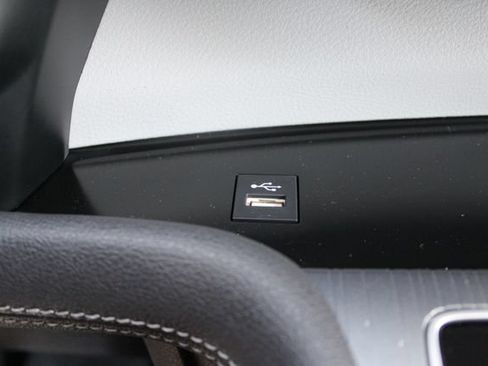 Certified 2026 Toyota Sienna XLE FWD image 69