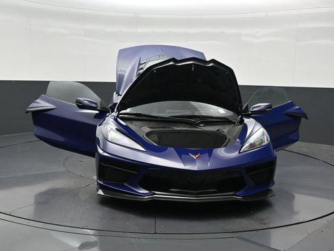 Used 2026 Chevrolet Corvette Stingray Coupe w/ 1LT RWD image 38