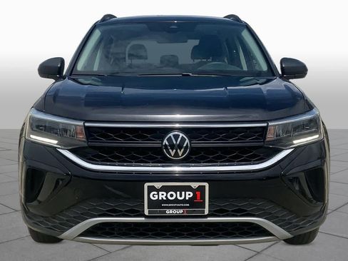 Used 2024 Volkswagen Taos S FWD image 4