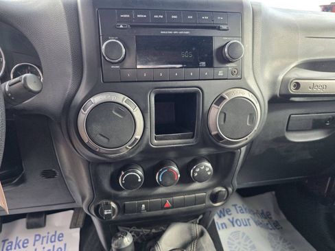 Used 2012 Jeep Wrangler Sport AWD/4WD image 18