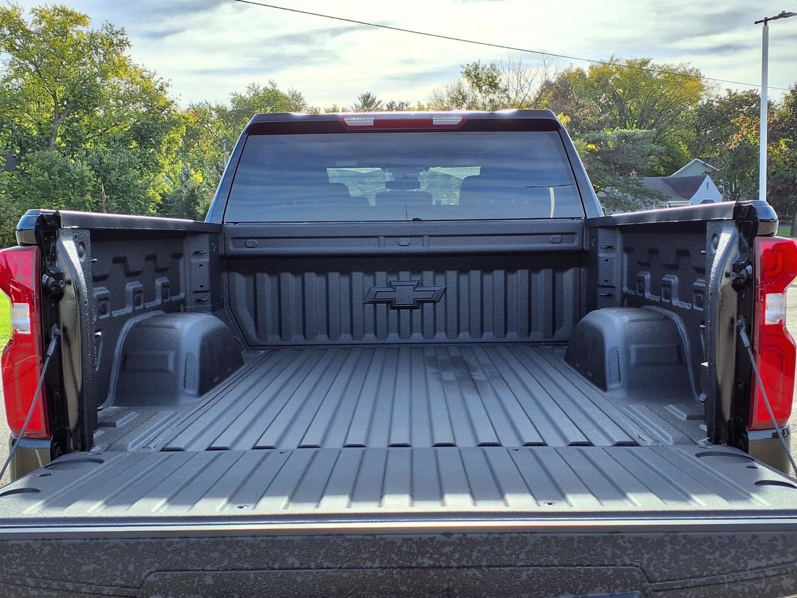 New 2026 Chevrolet Silverado 1500 RST w/ RST Select Package AWD/4WD image 9