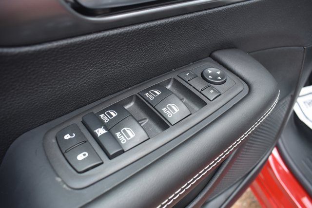 New 2026 Chrysler Pacifica Select FWD image 12