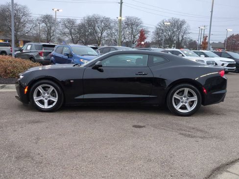Used 2022 Chevrolet Camaro LT image 5