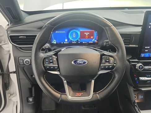 Used 2021 Ford Explorer ST w/ Equipment Group 401A AWD/4WD image 16
