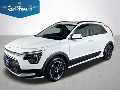 New 2025 Kia Niro EX