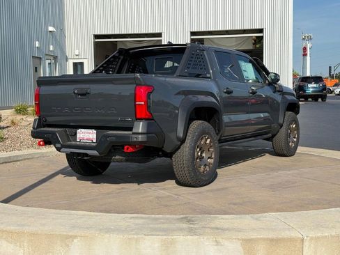 New 2025 Toyota Tacoma Trailhunter Hybrid Double Cab image 5