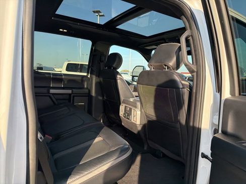 Used 2019 Ford F250 Platinum w/ Platinum Ultimate Package image 20