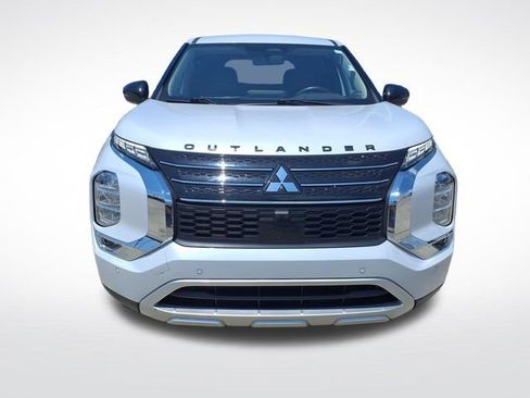 Used 2024 Mitsubishi Outlander SE FWD image 14