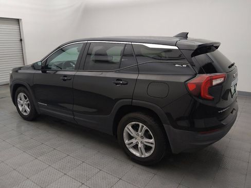 Used 2022 GMC Terrain SLE w/ LPO, Floor Liner Package FWD image 3