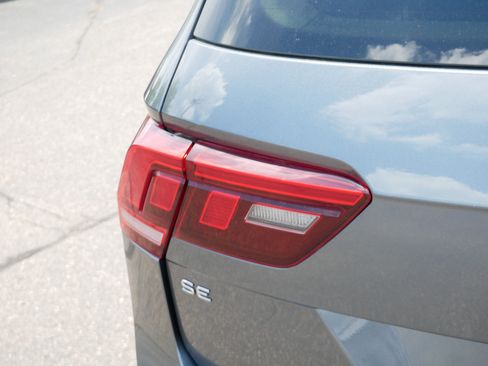 Certified 2023 Volkswagen Tiguan SE R-Line AWD/4WD image 17