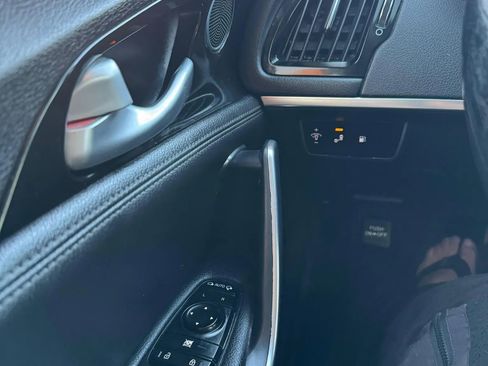 Used 2019 Kia Stinger AWD/4WD image 20