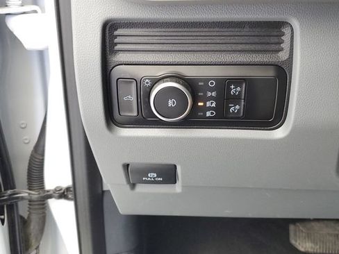 Used 2025 Ford F250 XLT w/ FX4 Off-Road Package AWD/4WD image 29