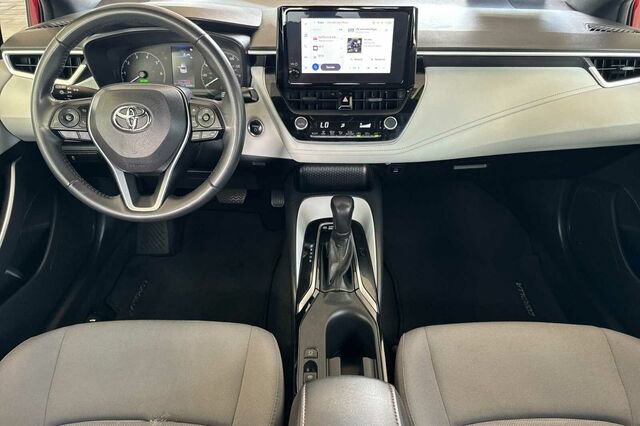 Used 2023 Toyota Corolla SE w/ Carpet Mat Package (TMS) FWD image 13