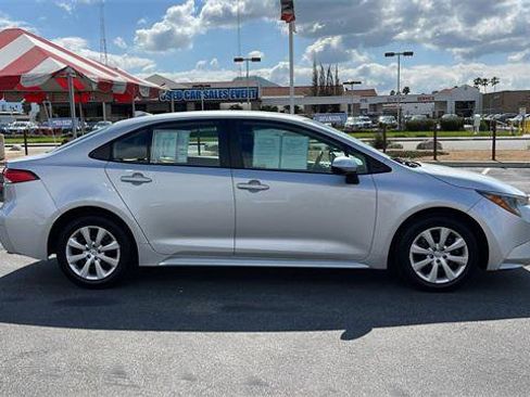 Certified 2023 Toyota Corolla LE image 7