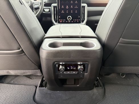 New 2026 GMC Yukon XL Denali w/ Sun & Power Step Package RWD image 30