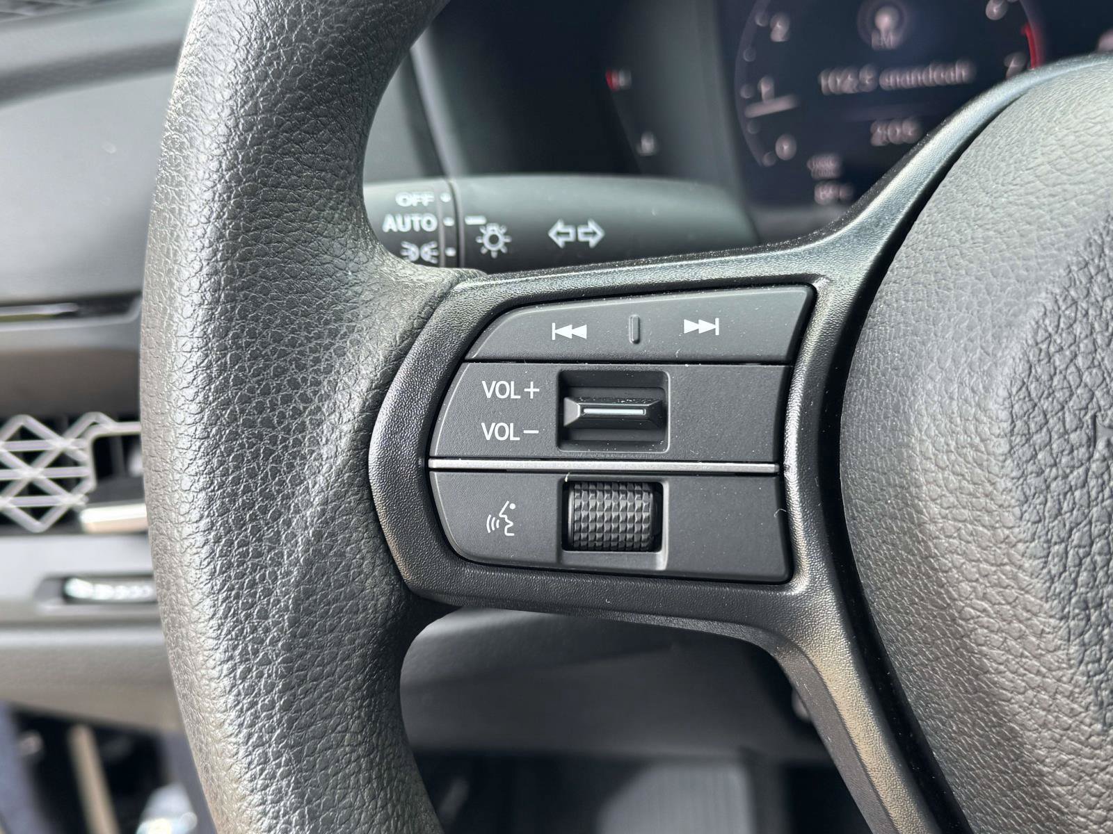 Used 2024 Honda Accord EX image 13